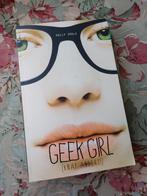 Geek Girl (Knap Anders) - Holly Smale, Boeken, Ophalen of Verzenden, Zo goed als nieuw