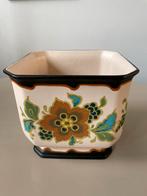 Gouda Plateel Modica Bloempot - Genummerd, Gebruikt, Overige kleuren, Aardewerk of Porselein, Ophalen of Verzenden