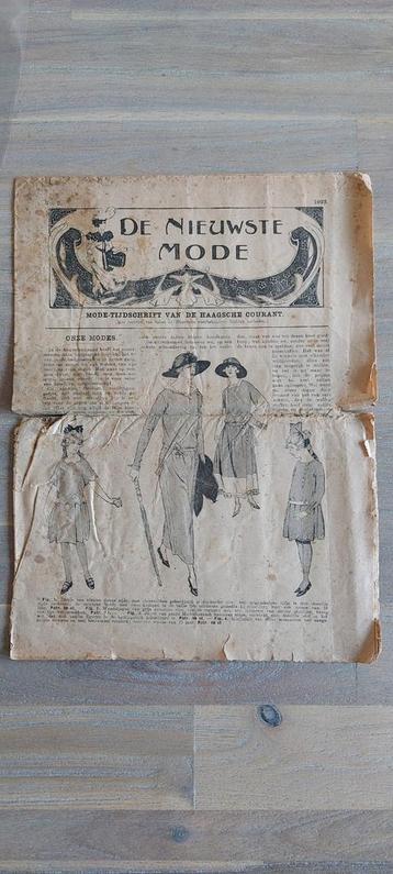 De nieuwste mode 1922, mode tijdschrift haagsche courant beschikbaar voor biedingen