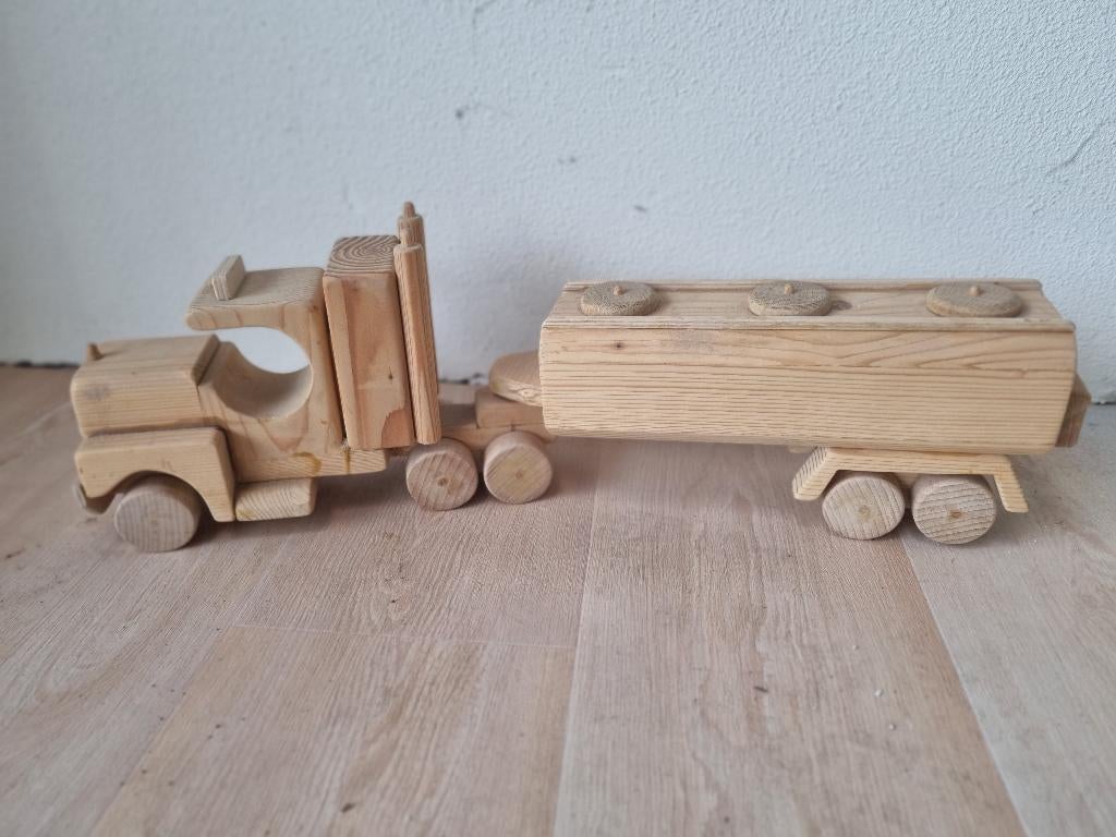 Houten truck met oplegger - Loods66B, Kinderen en Baby's, Ophalen, Nieuw, Duw- of Trekspeelgoed