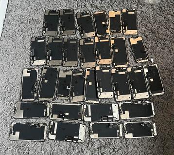 Partij originele apple schermen (lees beschrijving goed) beschikbaar voor biedingen