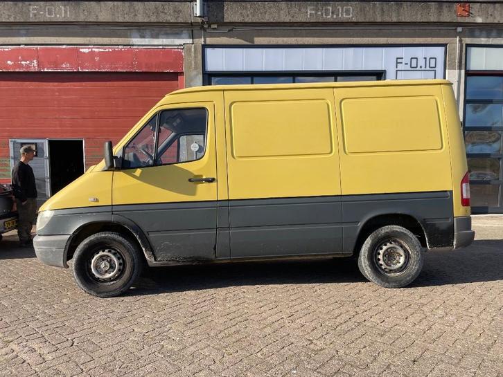 Bestel / camper bus Mercedes-Benz Sprinter 2.1 211 CDI 2006, Auto's, Bestelauto's, Particulier, Schuifdeur, Mercedes-Benz, Diesel