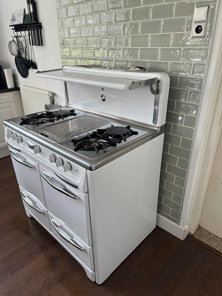 Antiek Wedgewood gasfornuis, Witgoed en Apparatuur, Fornuizen, Gebruikt, Vrijstaand, Gas, 4 kookzones, 95 cm of meer, 60 cm of meer