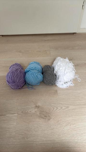 Wol te koop beschikbaar voor biedingen