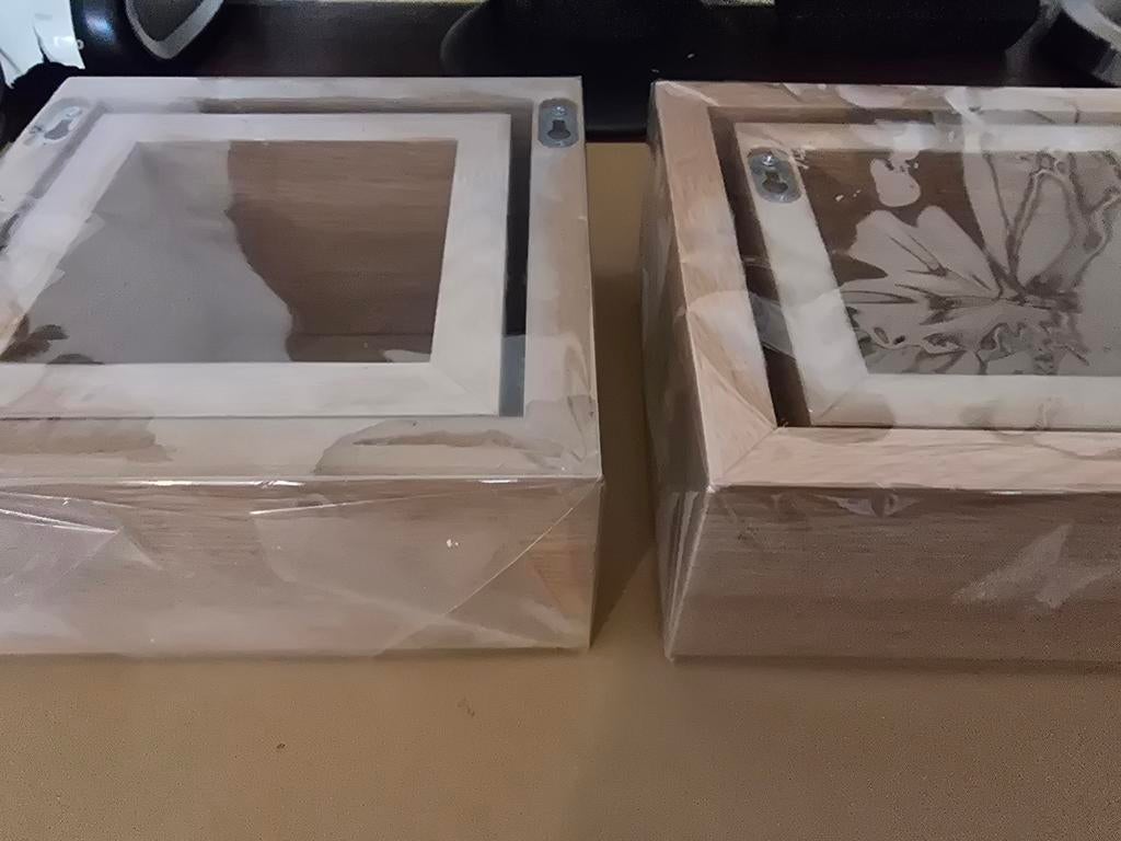 Vier houten kleine wandkastjes, Ophalen of Verzenden, Nieuw