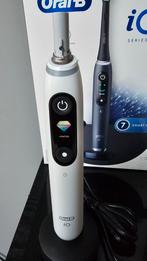 Oral-B iO 8 Elektrische Tandenborstel wit, Ophalen of Verzenden, Zo goed als nieuw, Tandenborstel