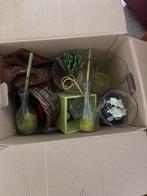 Gratis Doos met decoratieve vaasjes en sierspullen, Huis en Inrichting, Woonaccessoires | Vazen, Ophalen