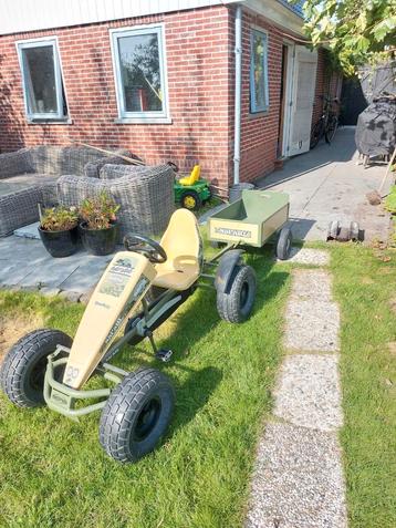 Berg Skelter (safari) met Aanhanger beschikbaar voor biedingen