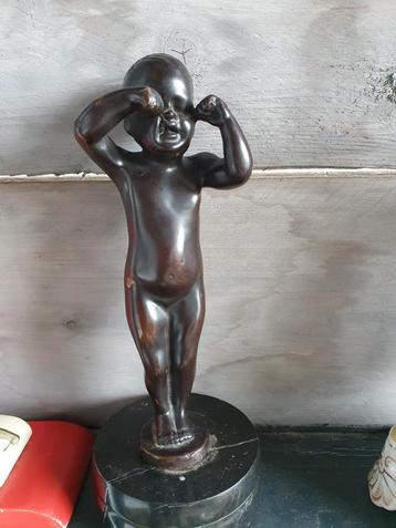 Mooi brons beeld  beschikbaar voor biedingen