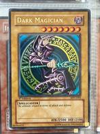 Dark Magician (1st edition) sdy-005, Hobby en Vrije tijd, Verzamelkaartspellen | Yu-gi-Oh!, Ophalen of Verzenden, Gebruikt, Losse kaart