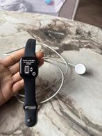 Apple Watch Series 7 + Oplader, Zwart, IOS, Ophalen of Verzenden, Waterdicht