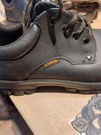 Veiligheidschoenen, Ophalen, Nieuw