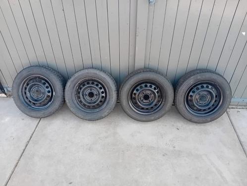Nissan micra k11 wielen/banden/velgen, Auto diversen, Wieldoppen, Gebruikt, Ophalen of Verzenden