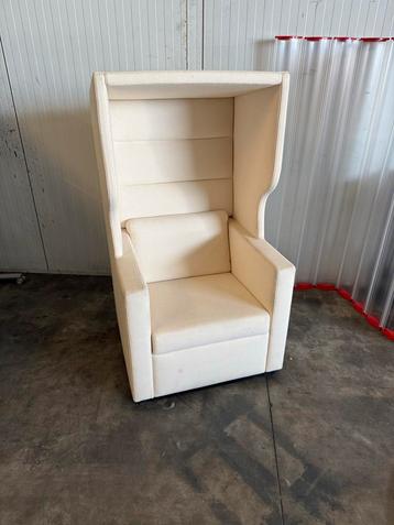 Off-white Stilte Fauteuil beschikbaar voor biedingen