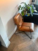 Cognac leren fauteuil met zwart metalen frame, Huis en Inrichting, Stoelen, Ophalen, Gebruikt, Bruin, Leer