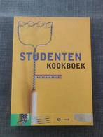 Studentenkookboek - Berty van Essen, Ophalen of Verzenden, Zo goed als nieuw