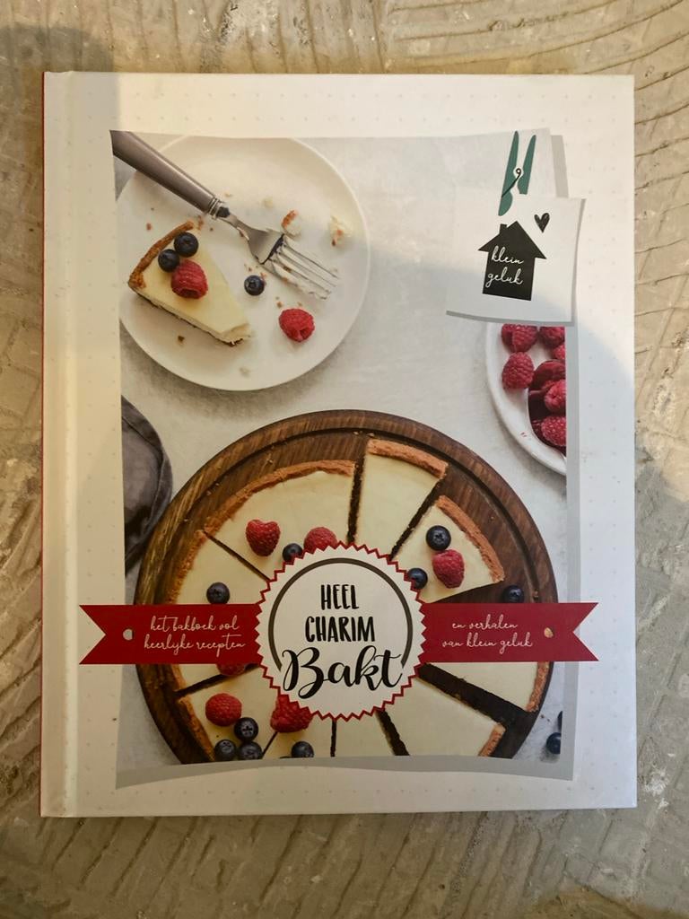 Heel Charim Bakt - Kookboek als Nieuw, Ophalen of Verzenden, Zo goed als nieuw, Nederland en België, Taart, Gebak en Desserts