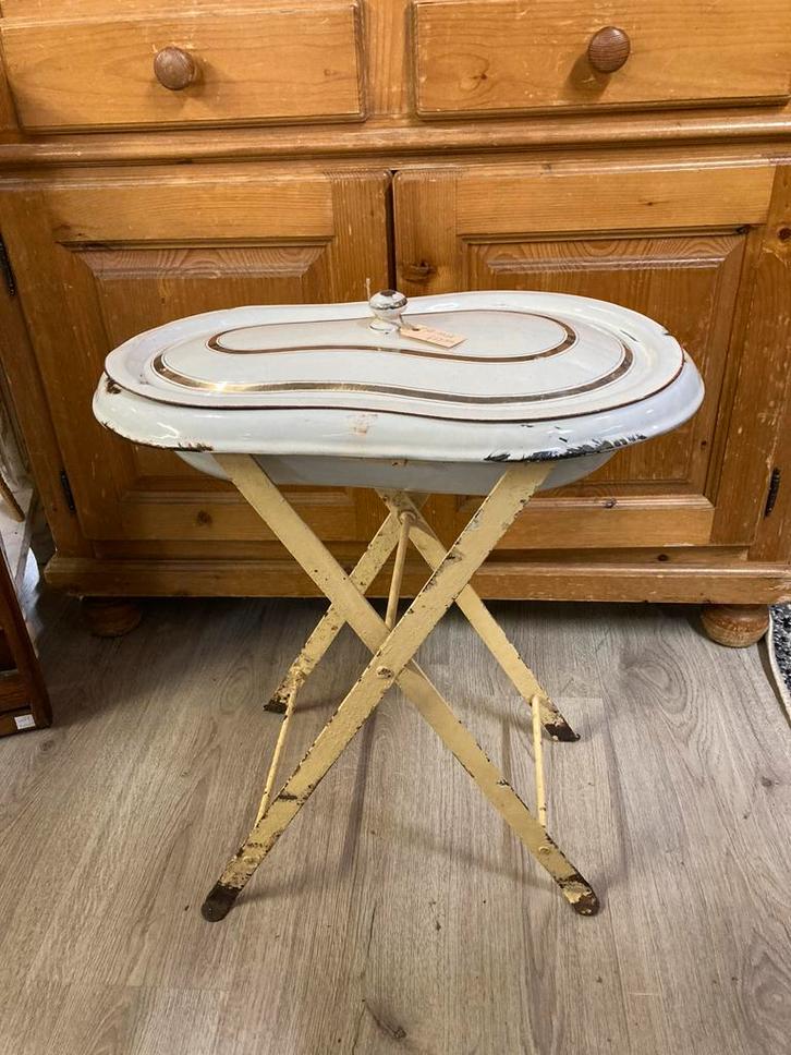 Vintage Emaille Bidet op Inklapbare Standaard, Antiek en Kunst, Antiek | Overige Antiek, Ophalen of Verzenden