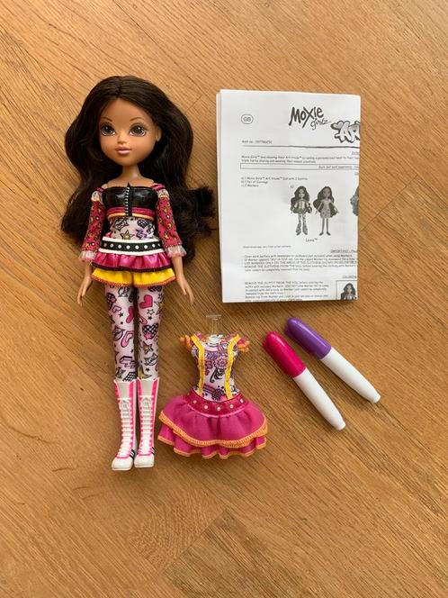 Moxie Girlz Art-Titude Sophina Color Your Fashion | Vintage, Verzamelen, Poppen, Zo goed als nieuw, Fashion Doll, Verzenden