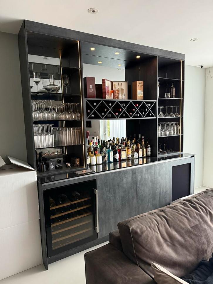 Luxe Design Barkast met LED Verlichting, Huis en Inrichting, Barren, Zo goed als nieuw, Ophalen