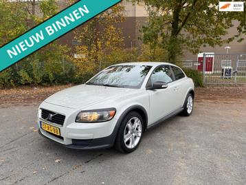 Volvo C30 1.6 Kinetic NETTE AUTO RIJDT EN SCHAKELT GOED beschikbaar voor biedingen