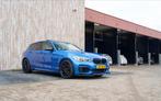 BMW 1-Serie (f20) 3.0 M135i 5DR Xdrive AUT 2015 Blauw, Auto's, BMW, Origineel Nederlands, Te koop, 5 stoelen, Benzine