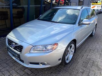 Volvo V70 2.5FT R-Design 230PK LEER / XENON / PDC / ECC beschikbaar voor biedingen