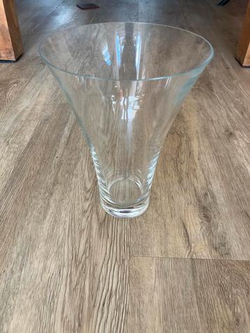 Glazen Vaas - Elegant Design beschikbaar voor biedingen