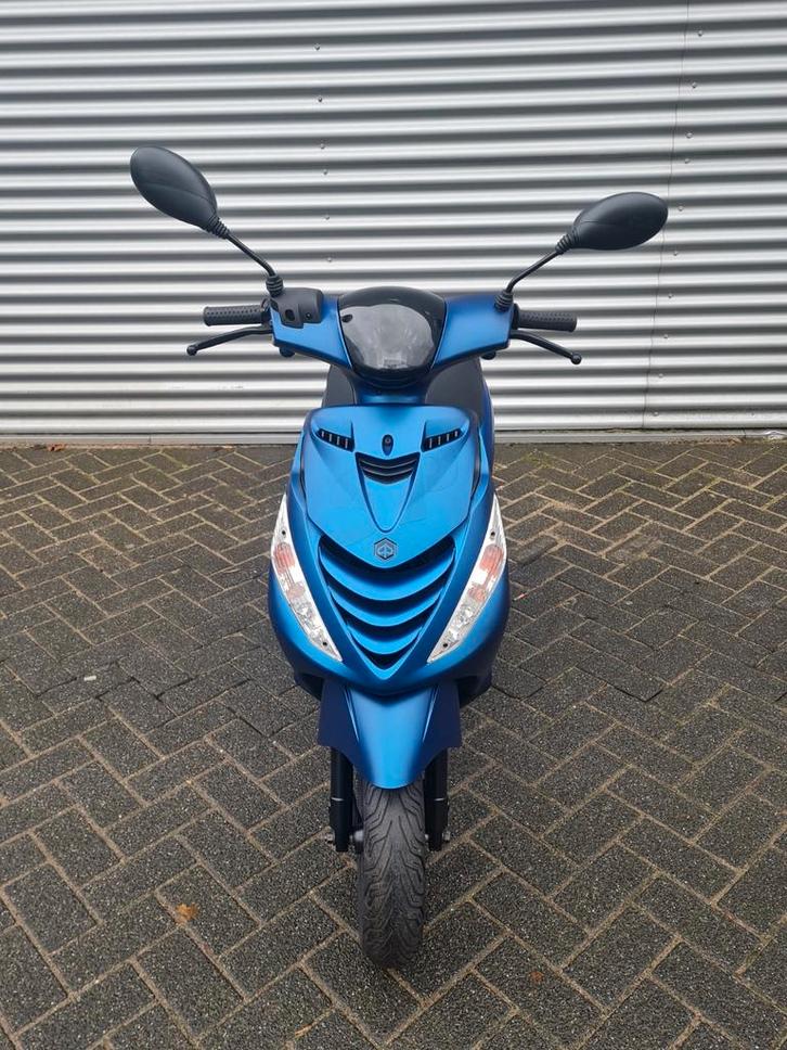Aangeboden diverse Piaggio zip 2T, Fietsen en Brommers, Scooters | Overige merken, Zo goed als nieuw, Ophalen of Verzenden