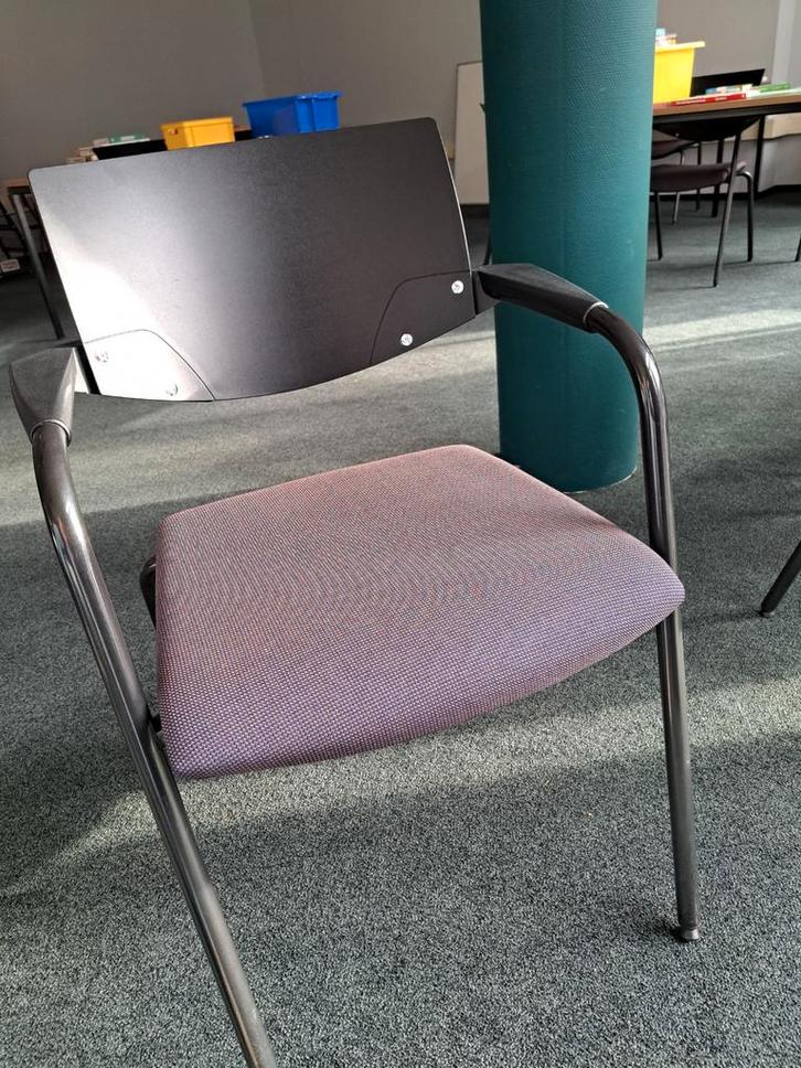 20 Koning & Neurath Stoelen - Stapelbaar, Huis en Inrichting, Stoelen, Ophalen