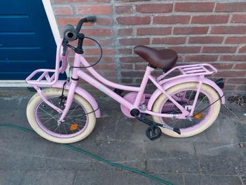 Goede ,stevige 16 inch fiets (4-6 jaar /kledingmaat.104/110) beschikbaar voor biedingen
