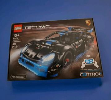 LEGO Technic Porsche GT4 e-Performance Race Car (42176) beschikbaar voor biedingen