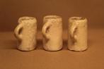 3 Antieke boeren mokjes voor het poppenhuis, Ophalen of Verzenden