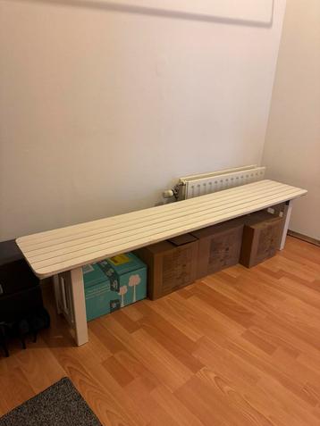 Hallway bench beschikbaar voor biedingen