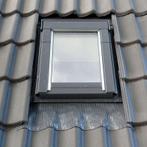 Nieuw Dakraam HR++  met gootstuk en kunststof aftimmering, Doe-het-zelf en Verbouw, Glas en Ramen, Ophalen, Minder dan 80 cm, Minder dan 80 cm