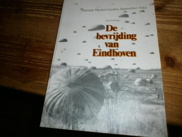de bevrijding van eindhoven met fotos uit wo2, Boeken, Oorlog en Militair, Nieuw, Overige onderwerpen, Tweede Wereldoorlog, Ophalen of Verzenden