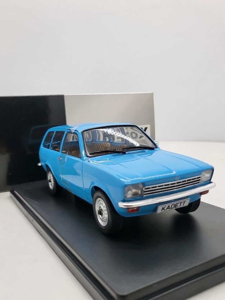Opel Kadett C Caravan 1977 Whitebox 1:24, Hobby en Vrije tijd, Modelauto's | 1:24, Nieuw, Auto, Overige merken, Ophalen of Verzenden
