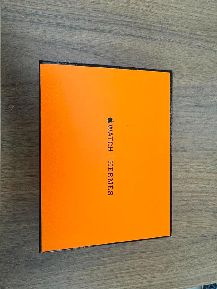 Apple Watch Hermès – Nieuwstaat – Slechts 2x gebruikt, Sieraden, Tassen en Uiterlijk, Horloges | Heren, Zo goed als nieuw, Ophalen of Verzenden