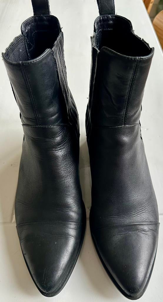 Zwart leren korte laarzen Vagabond maat 40, Ophalen of Verzenden, Zo goed als nieuw, Zwart
