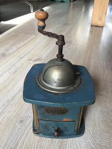Antieke Java-Mokka Duitse handkoffiemolen beschikbaar voor biedingen