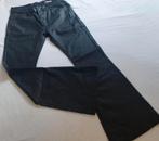 Mat zwarte leatherlook broek maat 44, Ophalen of Verzenden, Zo goed als nieuw, Zwart, Lang