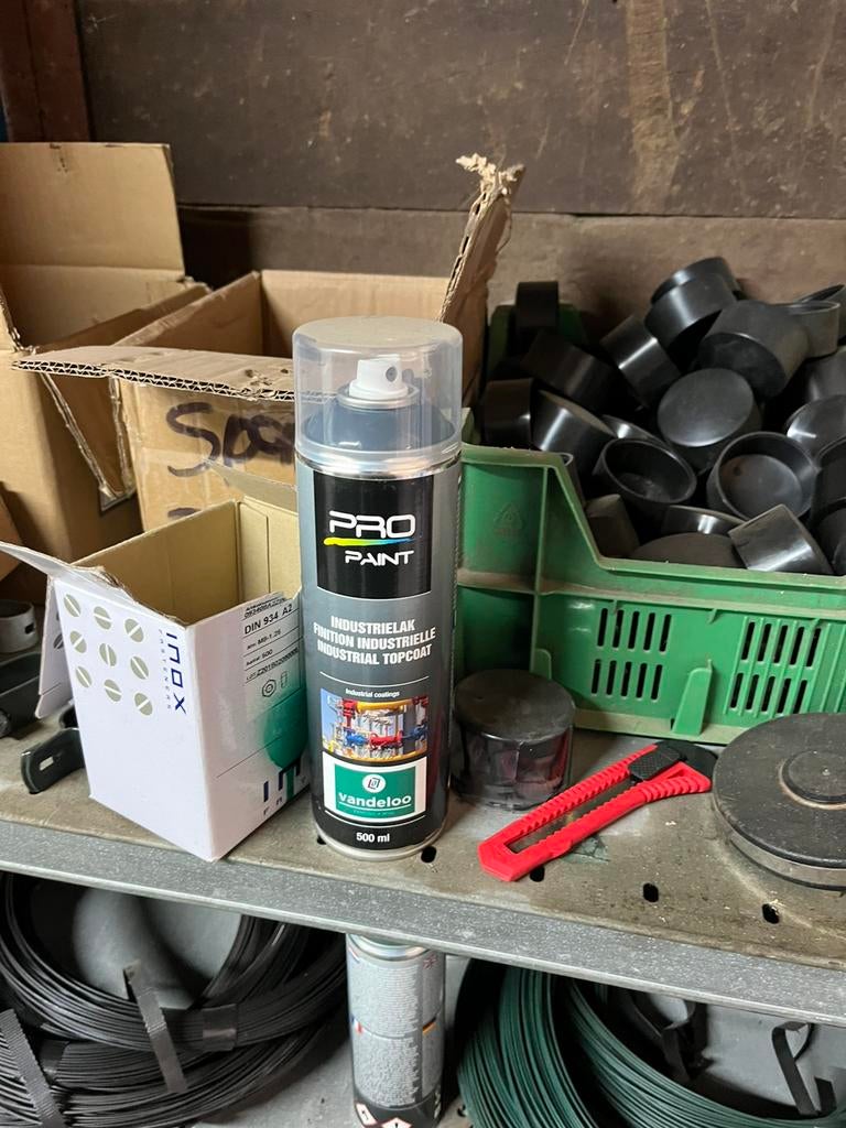 Industriële lak/verf spuitbus ral 9005/7016, Ophalen