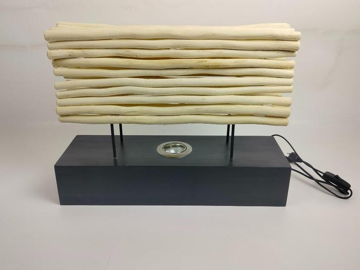 Lamp van drijfhout - model 1, Huis en Inrichting, Lampen | Tafellampen, Nieuw, Minder dan 50 cm, Hout, Ophalen of Verzenden