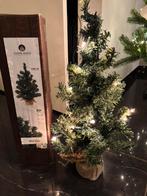 Leuke kerstboom 60 cm Everlands incl warm white verlichting, Diversen, Kerst, Ophalen of Verzenden, Zo goed als nieuw