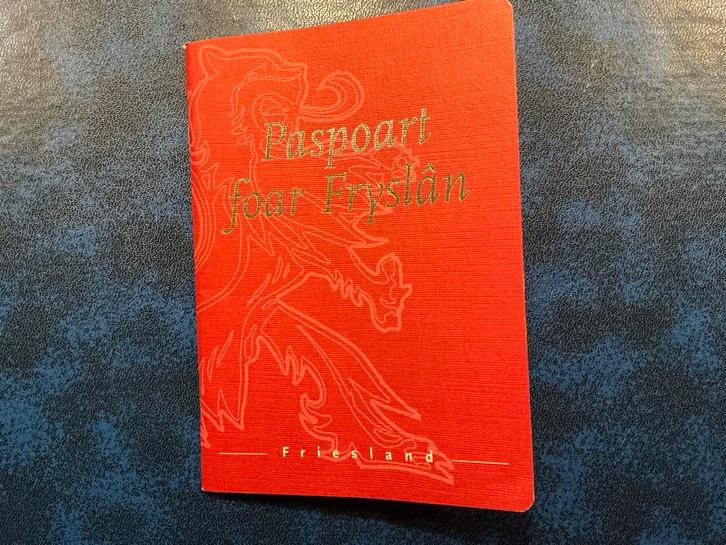 Paspoort foar Fryslân - Friesland Paspoort, Verzamelen, Overige Verzamelen, Zo goed als nieuw, Ophalen of Verzenden
