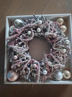 Grote versierde kerstkrans in serveerschaal, Huis en Inrichting, Woonaccessoires | Kransen, Ophalen of Verzenden, Zo goed als nieuw