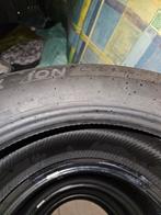 4 Hankook iON Evo banden - Zo goed als nieuw!, Auto-onderdelen, Banden en Velgen, 18 inch, Gebruikt, Ophalen of Verzenden, Band(en)