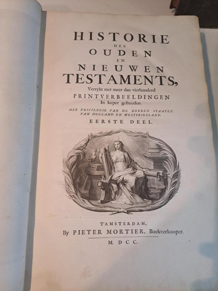 Antieke Prentbijbel Mortier 1700 2 delen Bomvol gravures, Antiek en Kunst, Antiek | Boeken en Bijbels, Ophalen of Verzenden