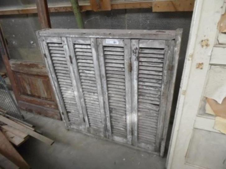 ANTIEK LOUVRERAAM, COMPLEET MET KOZIJN., Antiek en Kunst, Curiosa en Brocante, Ophalen of Verzenden