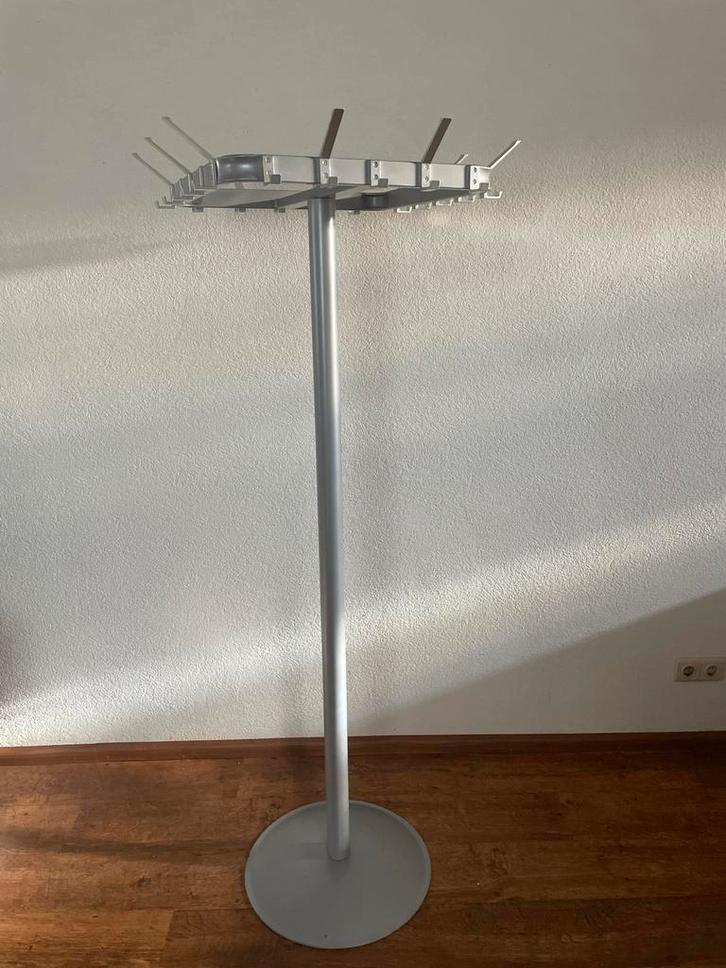Stevige Metalen Kapstok - 170cm Hoog (tm 11/10/25), Huis en Inrichting, Woonaccessoires | Kapstokken, Gebruikt, Staande kapstok